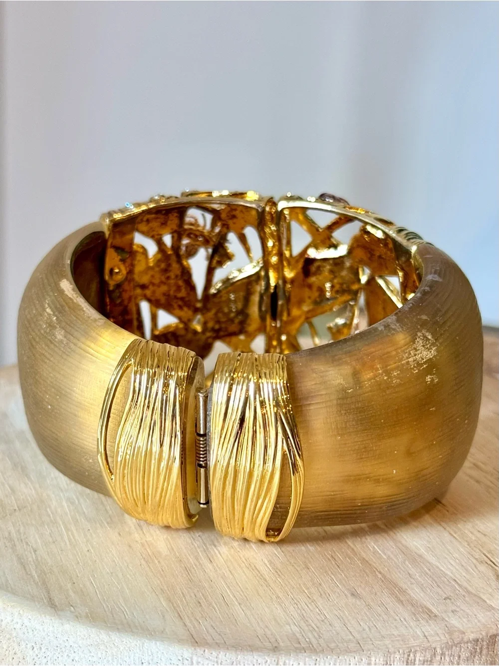 VTG Estate Alexis Bittar Secret Garden Bee Lucite Hinged Cuff Bracelet—Rare Find